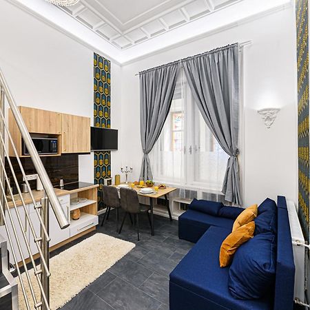 Gloria Downtown Apartments บูดาเปสต์ ภายนอก รูปภาพ