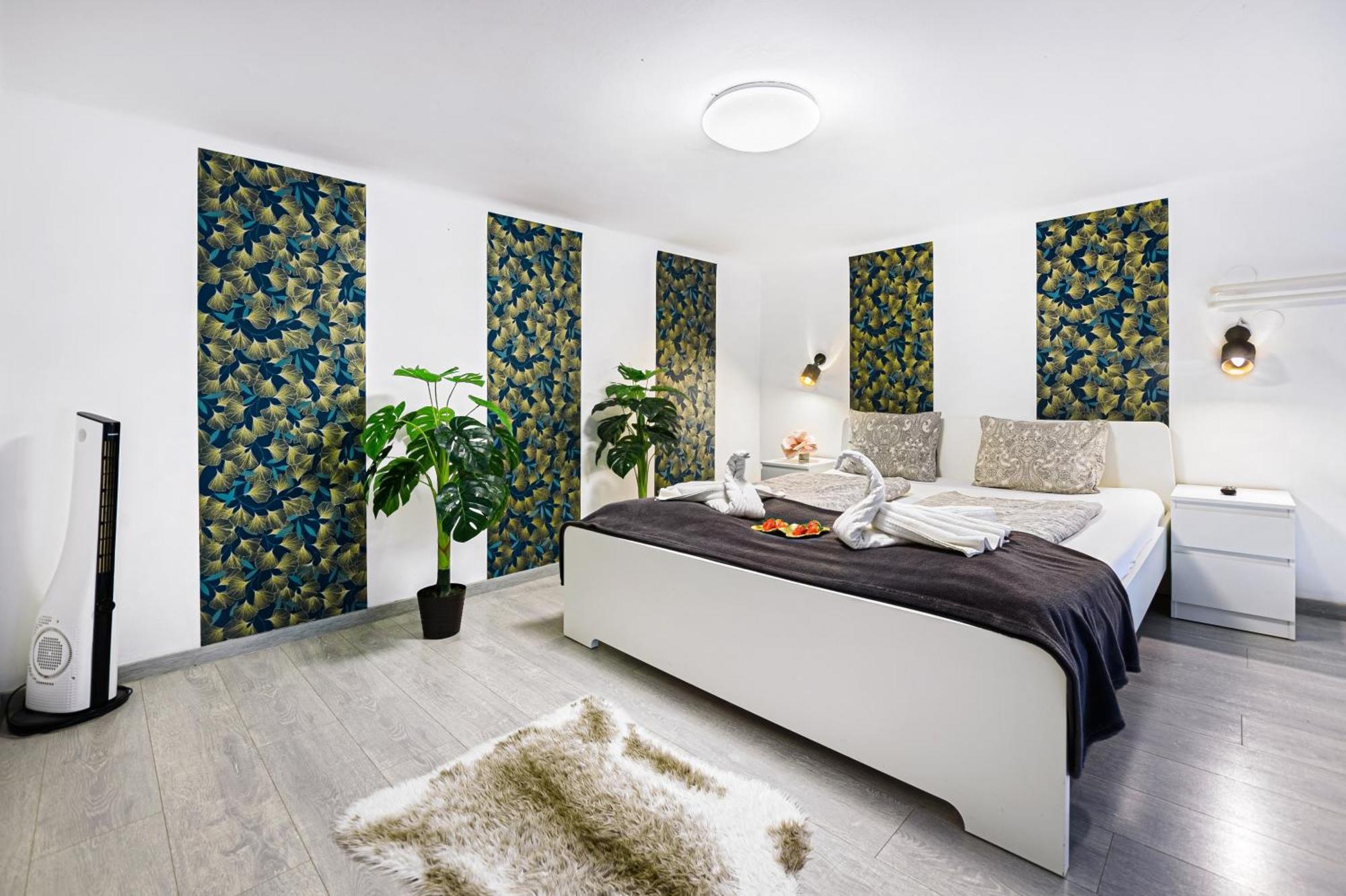 Gloria Downtown Apartments บูดาเปสต์ ภายนอก รูปภาพ