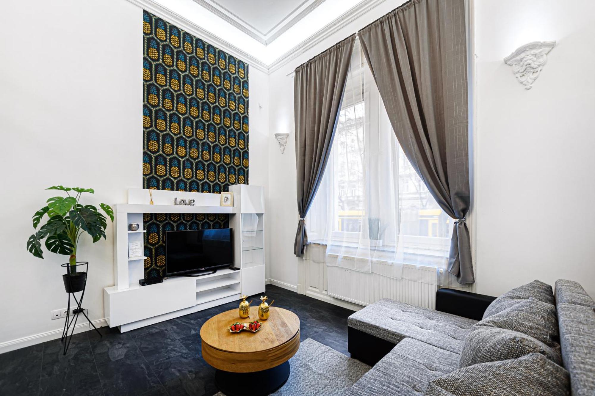 Gloria Downtown Apartments บูดาเปสต์ ภายนอก รูปภาพ